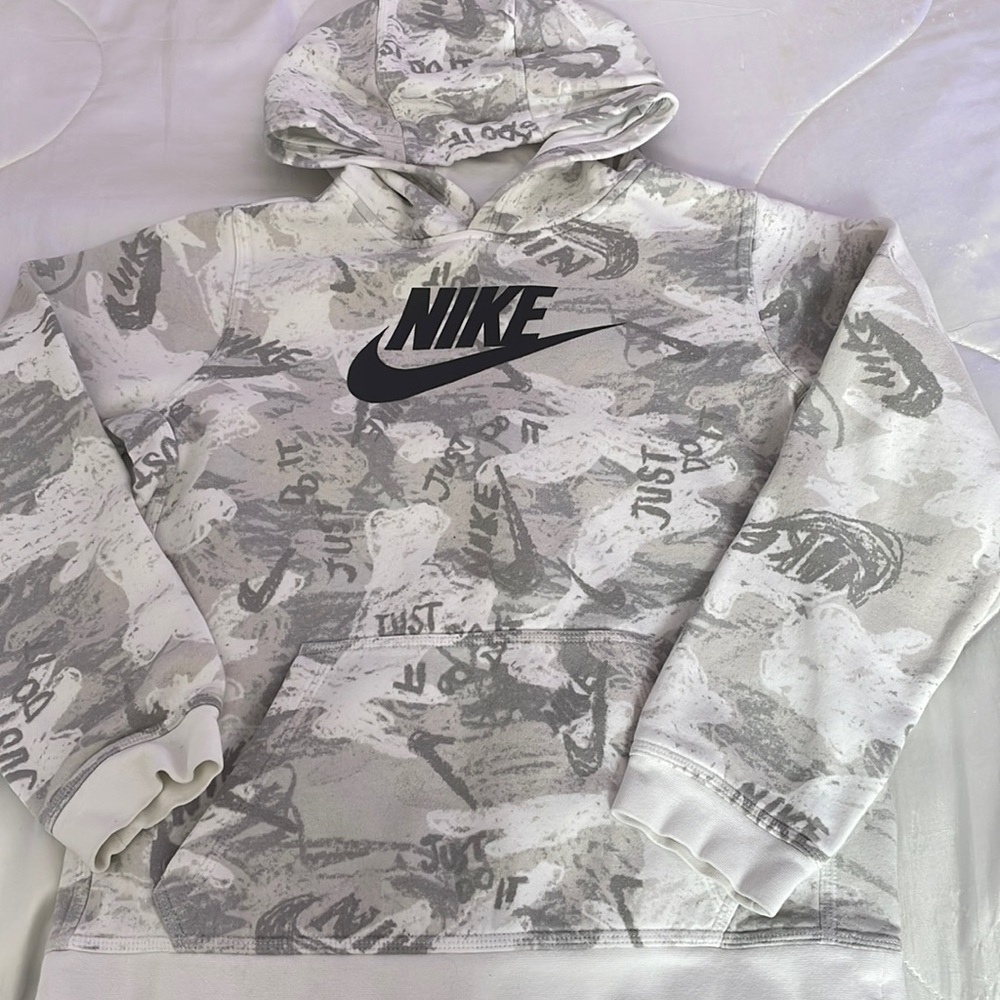 Nike boys hoodie
